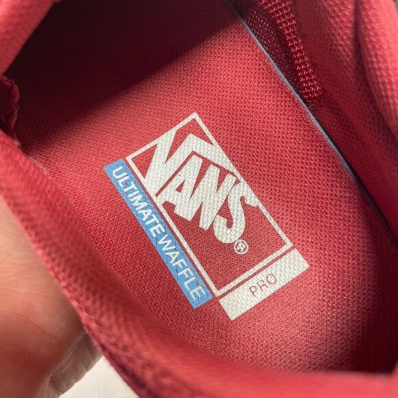 ans AVE Pro Model Skateboard Shoes Men 8.5 Burgundy / Translucent Sole - Picture 6 of 7